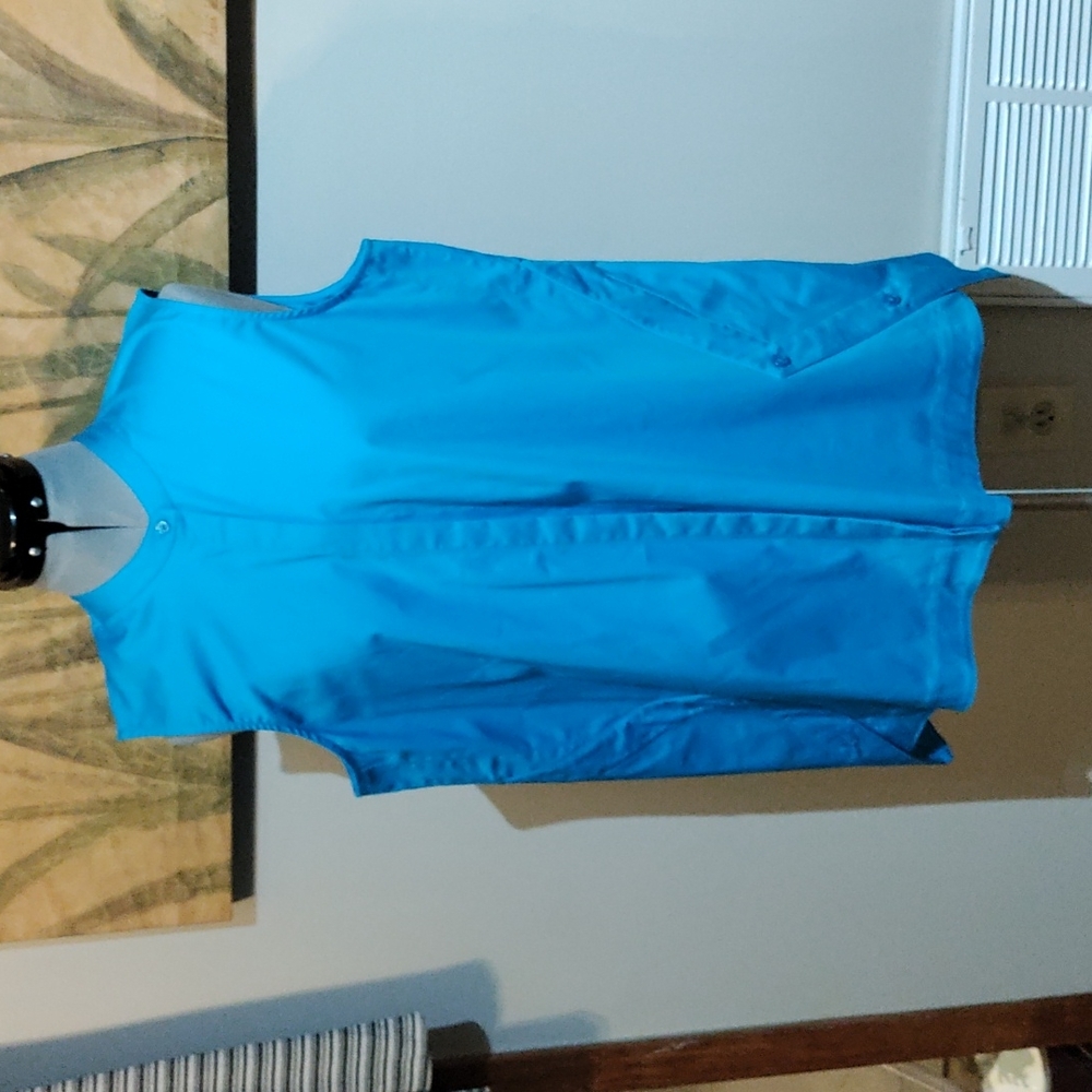 NWOT Vision 155 electric blue sleeveless shirt